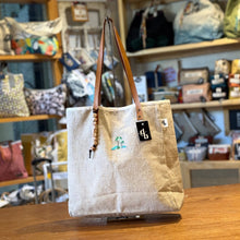 Cargar imagen en el visor de la galería, TOTE DOMINGA, pequeño
