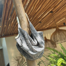 Cargar imagen en el visor de la galería, Bolso X.L.

