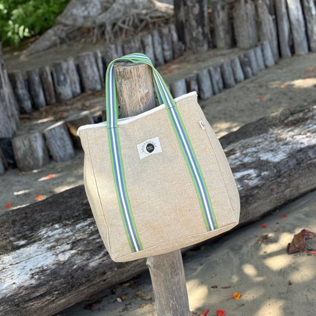Dalia, tote impermeable