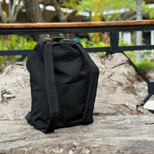 Cargar imagen en el visor de la galería, MOCHILA ARENAL, impermeable
