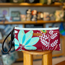 Load image into Gallery viewer, Hippie short, limited edition
