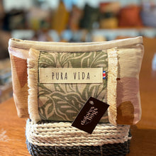 Cargar imagen en el visor de la galería, Cartuchera RIO
