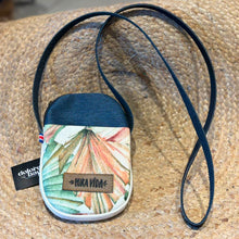 Cargar imagen en el visor de la galería, LAIA, cartera pequeña
