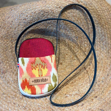 Cargar imagen en el visor de la galería, LAIA, cartera pequeña
