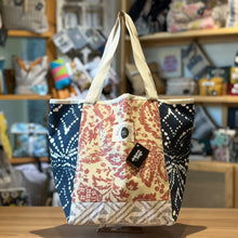 Load image into Gallery viewer, VICTORIA, waterproof tote bag

