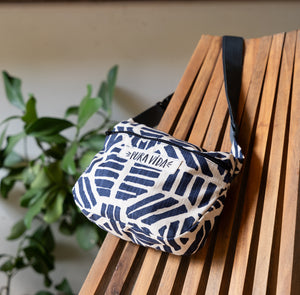 Belen, belt bag estampado